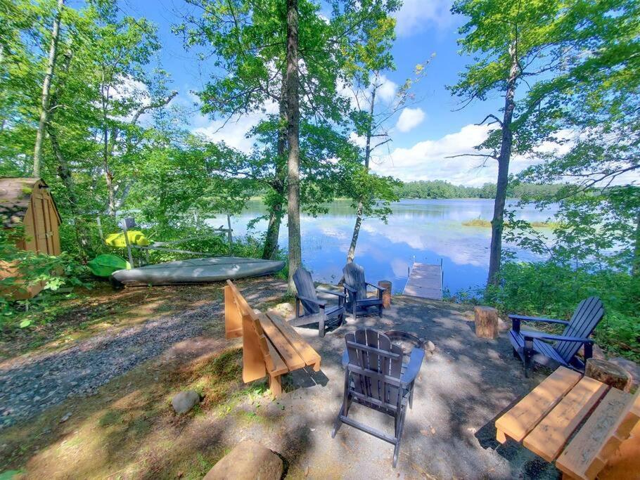 Fall Getaway Resort-3 King Suites, Dog-Friendly Seeley Екстериор снимка