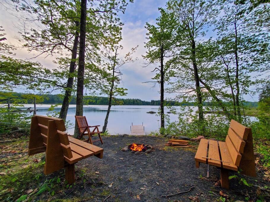 Fall Getaway Resort-3 King Suites, Dog-Friendly Seeley Екстериор снимка