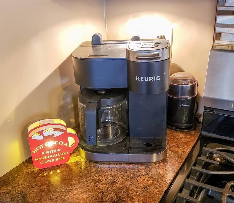 Fall Getaway Resort-3 King Suites, Dog-Friendly Seeley Екстериор снимка